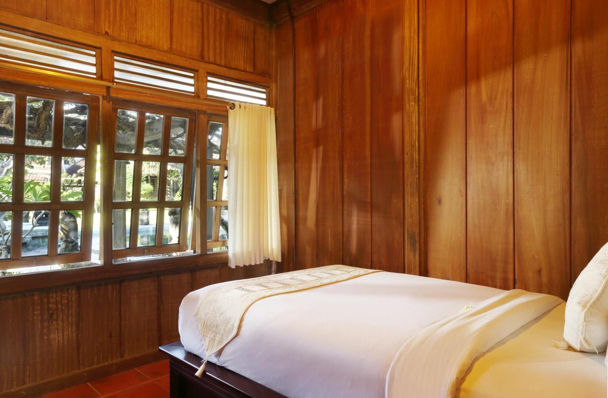 Resort Alindra & Nusa Dua (Bali)